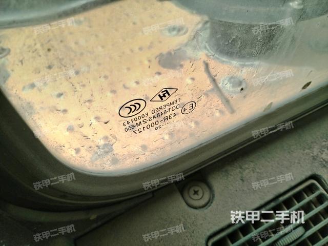 后窗玻璃角標(biāo)（駕駛室部分）