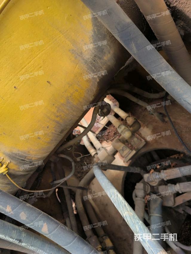 水箱+风扇特写(上车部件) 水箱+风扇特写(上车部件)