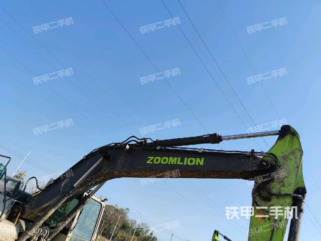 大臂整体 右侧(工作和回转装置) 大臂整体 右侧(工作和回转装置)