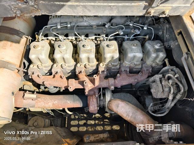 發(fā)動(dòng)機(jī)整體俯視(整機(jī)外觀) 發(fā)動(dòng)機(jī)整體俯視(整機(jī)外觀)