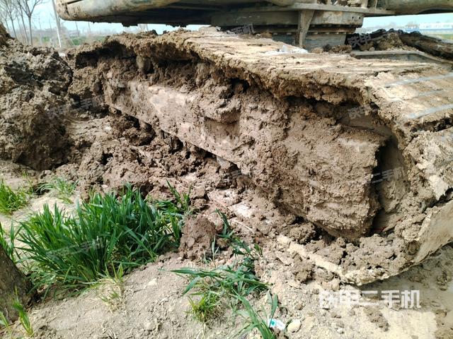 左側(cè)履帶整體?（行走機(jī)構(gòu)）