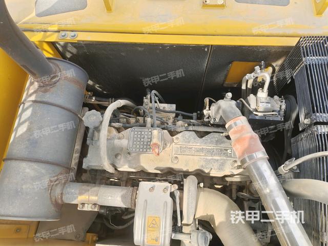 發(fā)動機室(上車部件) 發(fā)動機室(上車部件)