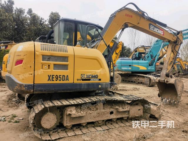 整機右后45°（整機外觀）