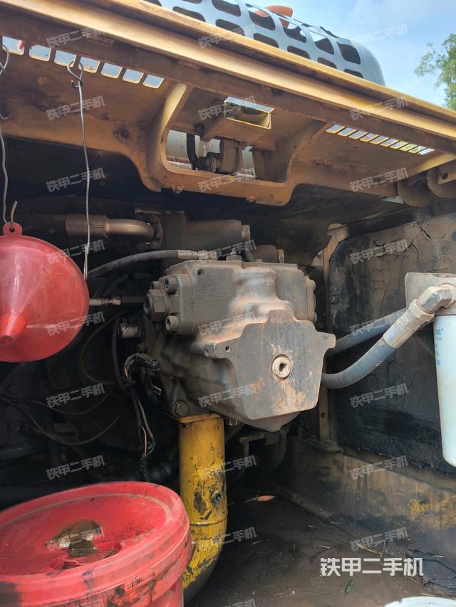 液压泵斜45 左(大件舱室) 液压泵斜45 左(大件舱室)