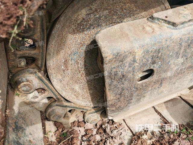 左驅(qū)動(dòng)輪（行走機(jī)構(gòu)）