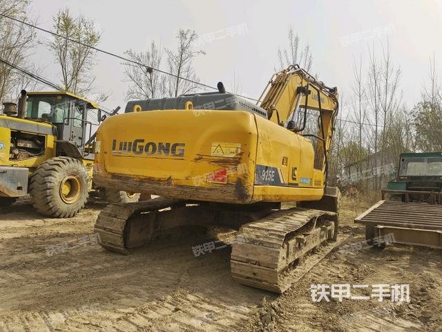 右后45(整機外觀) 右后45(整機外觀)