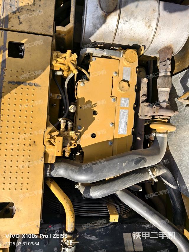 發(fā)動機(jī)整體俯視（整機(jī)外觀）