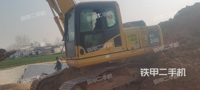 駕駛室整體（整機外觀）