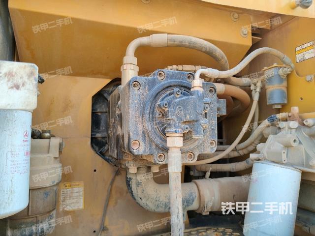 液壓泵斜45?左（大件艙室）