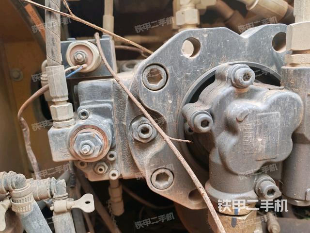 液壓泵室(大件艙室) 液壓泵室(大件艙室)