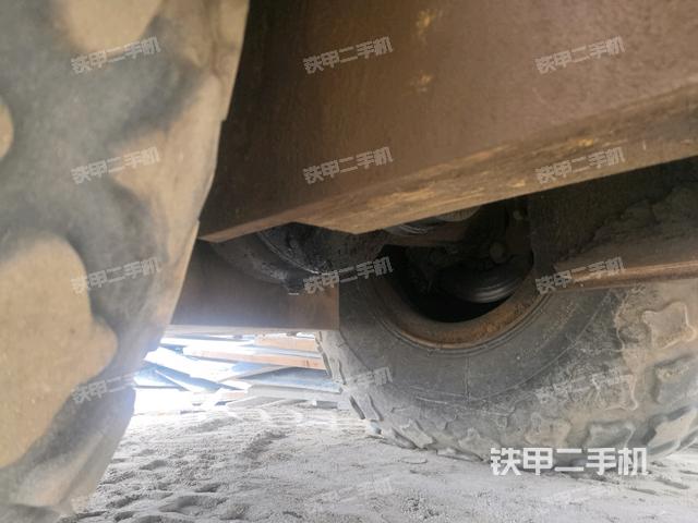 橋\驅(qū)動(dòng)（壓路機(jī)前后車架）