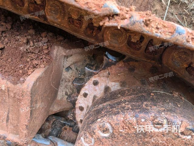 左侧行走马达盖板(行走机构) 左侧行走马达盖板(行走机构)