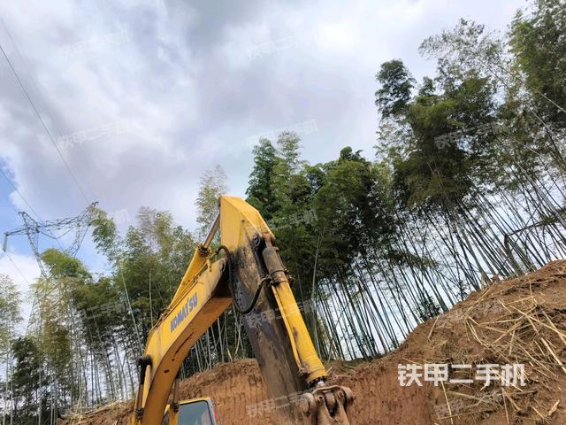 铲斗45度(工作和回转装置) 铲斗45度(工作和回转装置)