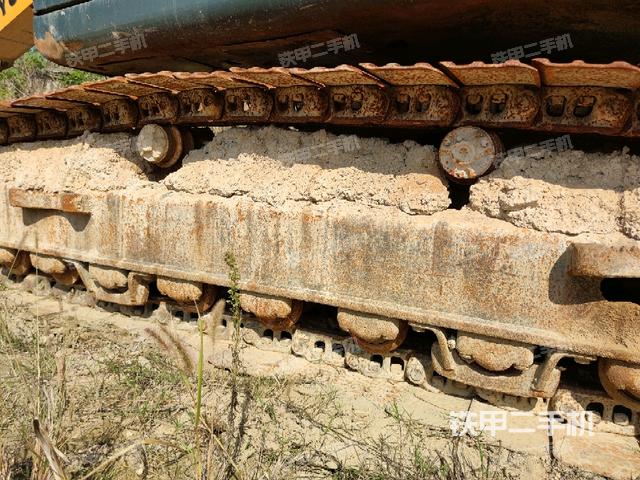 左導(dǎo)向輪（行走機(jī)構(gòu)）