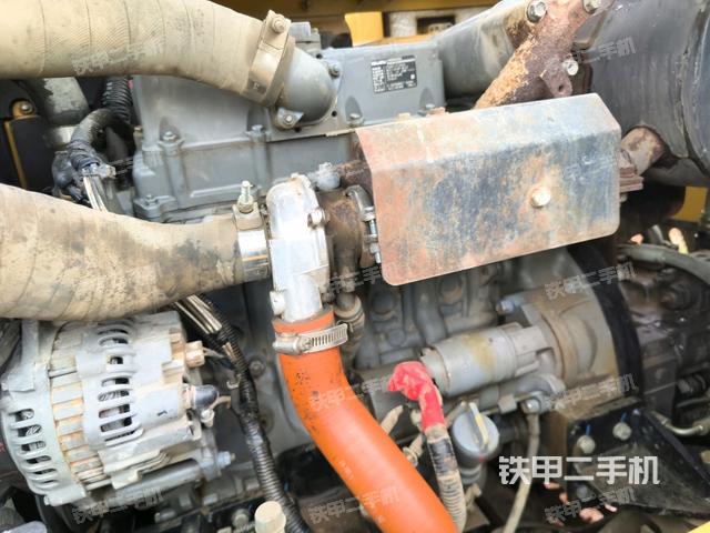 發(fā)動機整體俯視(整機外觀) 發(fā)動機整體俯視(整機外觀)