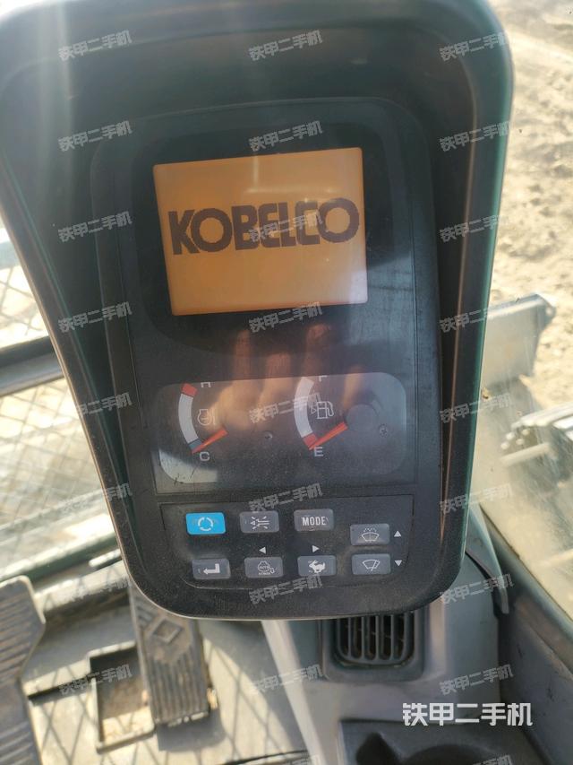 顯示屏?（駕駛室部分）