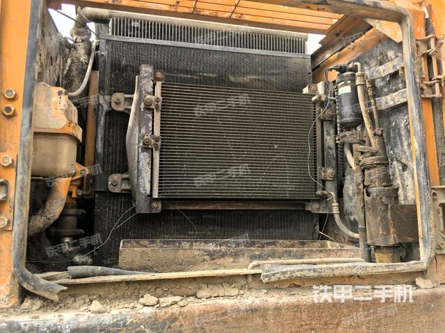 散熱器正面（大件艙室）