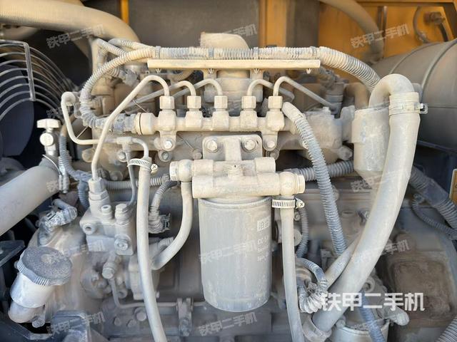 發(fā)動機(jī)整體俯視（整機(jī)外觀）