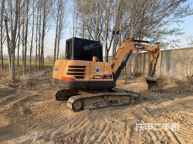 整機右后45°(整機外觀) 整機右后45°(整機外觀)