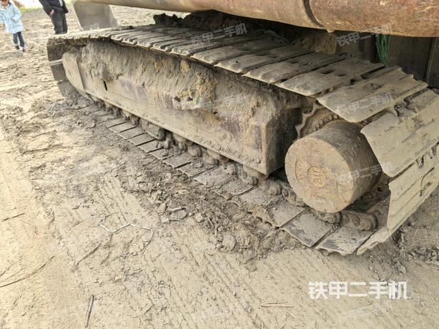 左側(cè)履帶整體?（行走機(jī)構(gòu)）