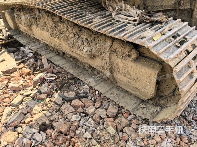 左側(cè)履帶整體?（行走機(jī)構(gòu)）