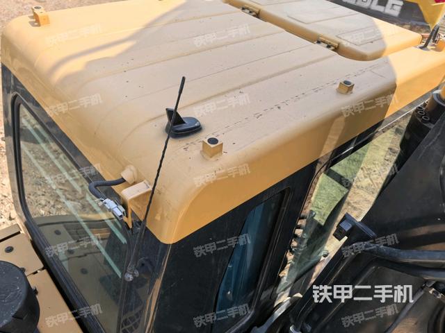 駕駛室頂部俯視(上車部件) 駕駛室頂部俯視(上車部件)