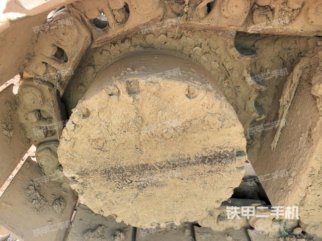 右側(cè)行走馬達(dá)蓋板(行走機(jī)構(gòu)) 右側(cè)行走馬達(dá)蓋板(行走機(jī)構(gòu))