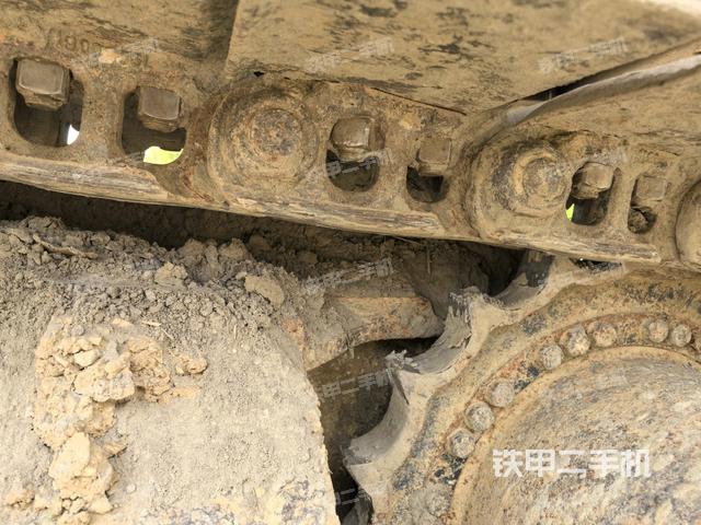 右驅(qū)動(dòng)輪（行走機(jī)構(gòu)）