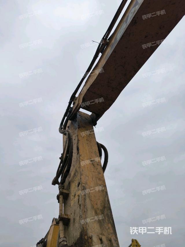 小臂整體左后（工作和回轉(zhuǎn)裝置）