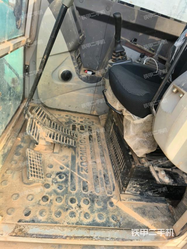 頂棚整體（駕駛室部分）