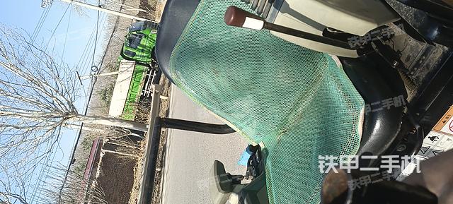 驾驶室顶部（整机外观）