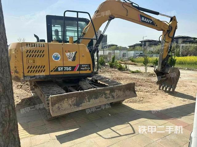 整機(jī)右后45°(整機(jī)外觀) 整機(jī)右后45°(整機(jī)外觀)