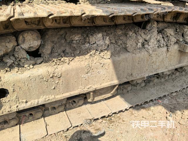 左側(cè)行走馬達(dá)蓋板(行走機(jī)構(gòu)) 左側(cè)行走馬達(dá)蓋板(行走機(jī)構(gòu))