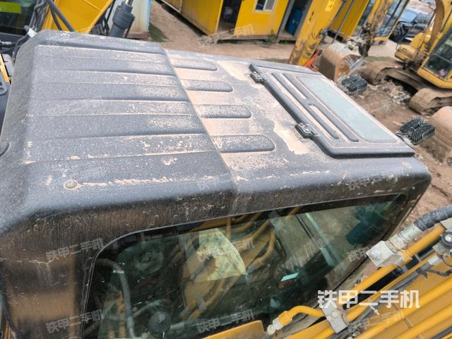 駕駛室頂部俯視（上車部件）