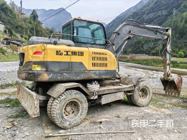 右后45(整機外觀) 右后45(整機外觀)