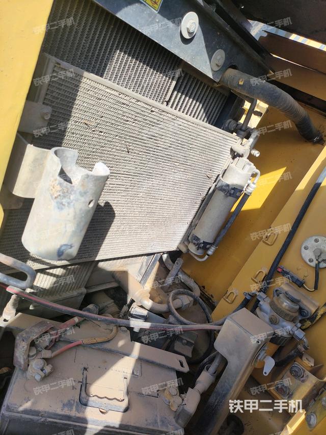 散熱器室(大件艙室) 散熱器室(大件艙室)