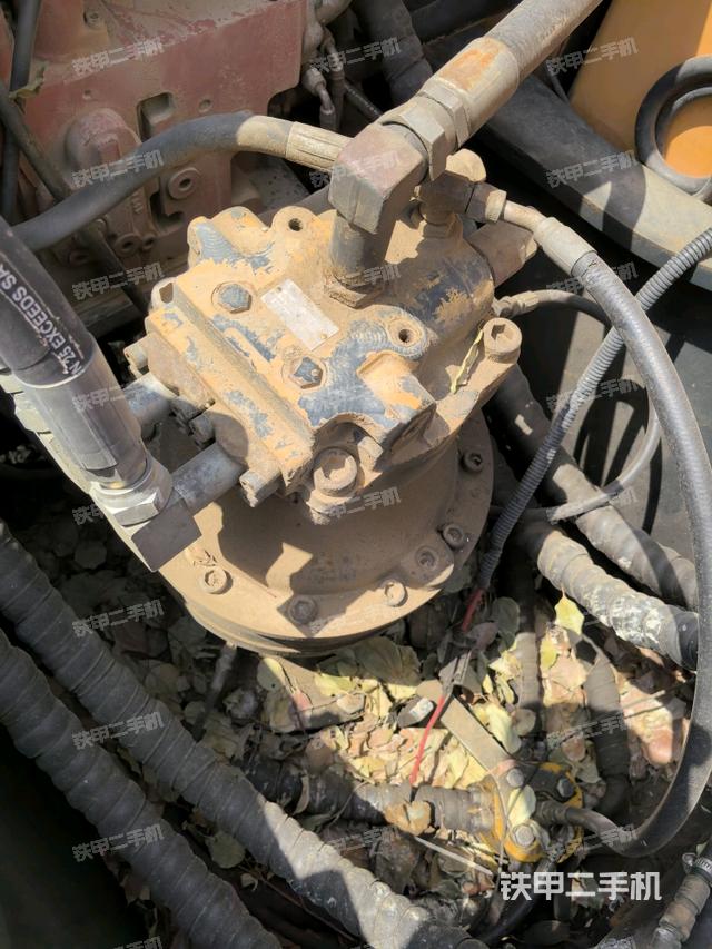 回轉(zhuǎn)馬達（上車部件）