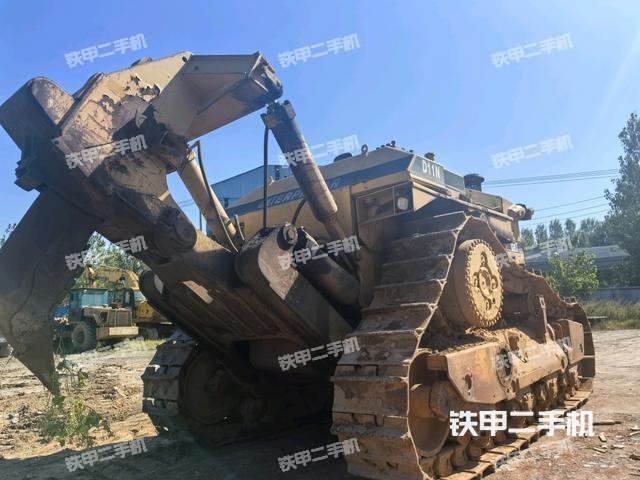 設(shè)備正后全景(推土機(jī)整車外觀) 設(shè)備正后全景(推土機(jī)整車外觀)
