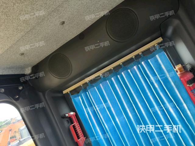 后窗玻璃角標(biāo)（駕駛室部分）