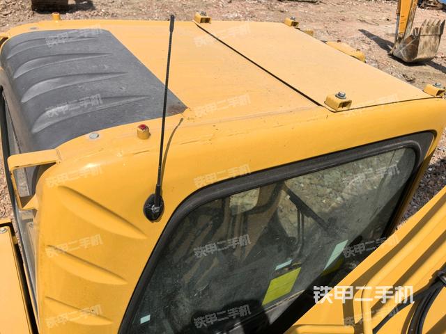 駕駛室頂部俯視（上車部件）