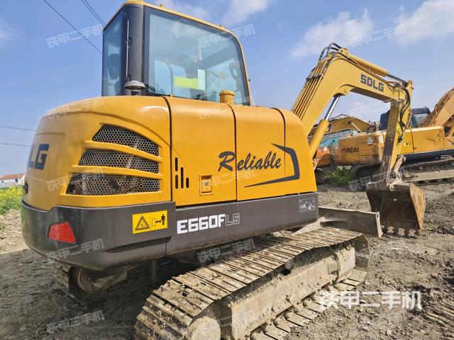 右后45（整機(jī)外觀）