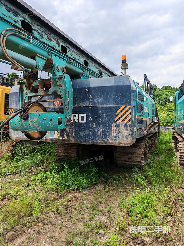 整機(jī)右后45°(設(shè)備外觀及核心部件) 整機(jī)右后45°(設(shè)備外觀及核心部件)