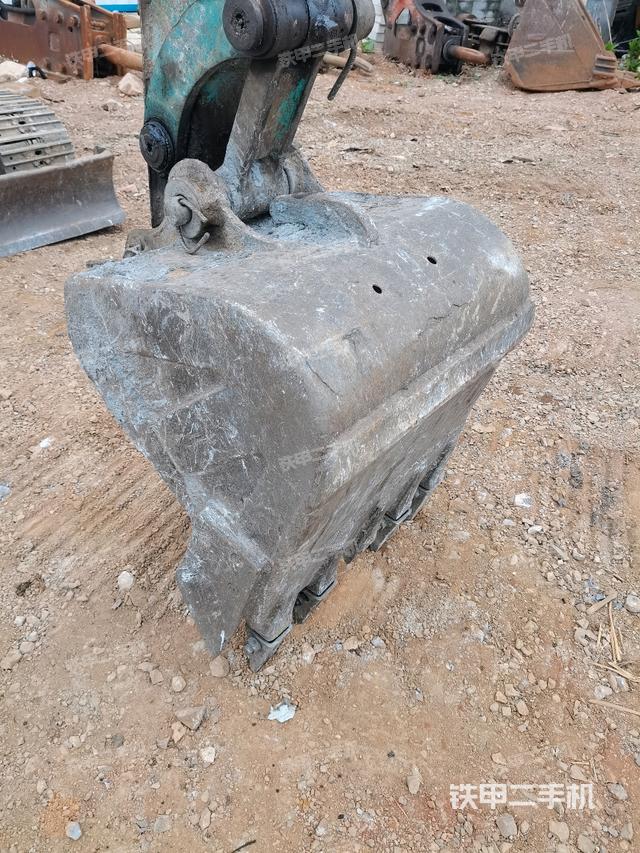 鏟斗45度（工作和回轉(zhuǎn)裝置）