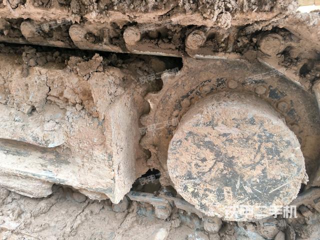 右驅(qū)動(dòng)輪（行走機(jī)構(gòu)）