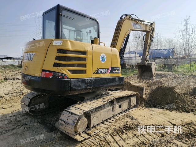 右后45(整機(jī)外觀) 右后45(整機(jī)外觀)