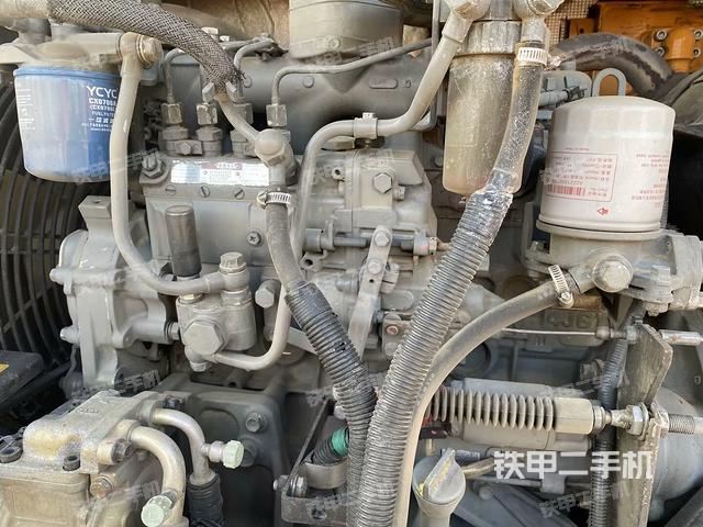 發(fā)動機整體俯視(整機外觀) 發(fā)動機整體俯視(整機外觀)