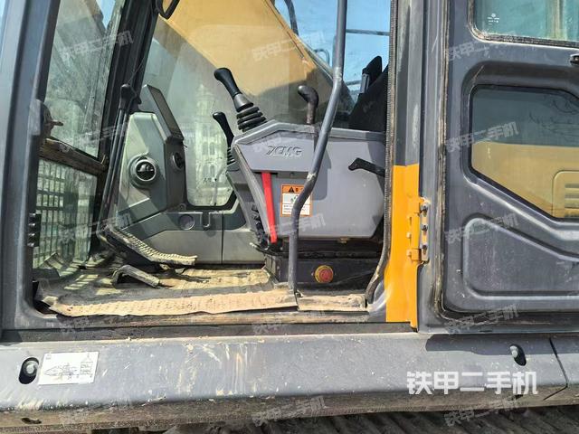 驾驶室整体（整机外观）