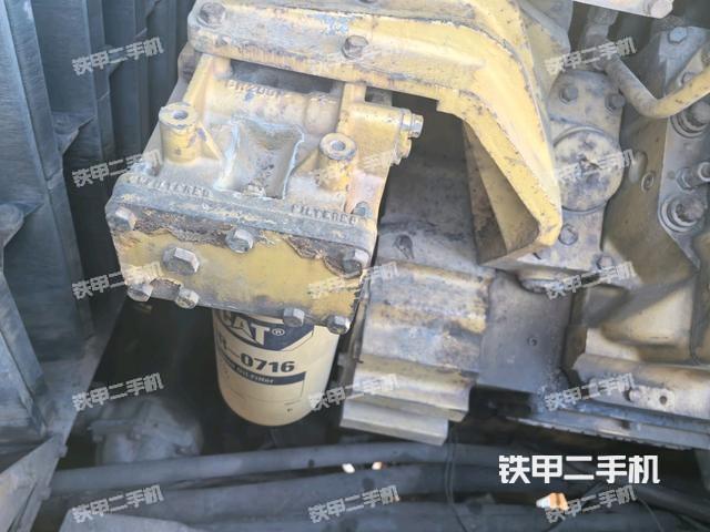 發(fā)動(dòng)機(jī)右側(cè)全景(推土機(jī)發(fā)動(dòng)機(jī)艙) 發(fā)動(dòng)機(jī)右側(cè)全景(推土機(jī)發(fā)動(dòng)機(jī)艙)