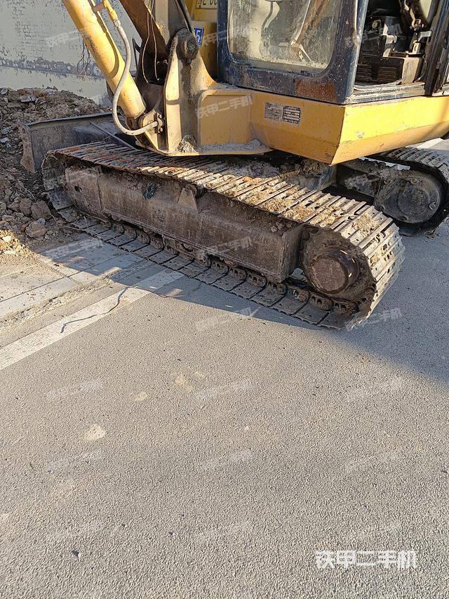 单侧履带整体（整机外观）