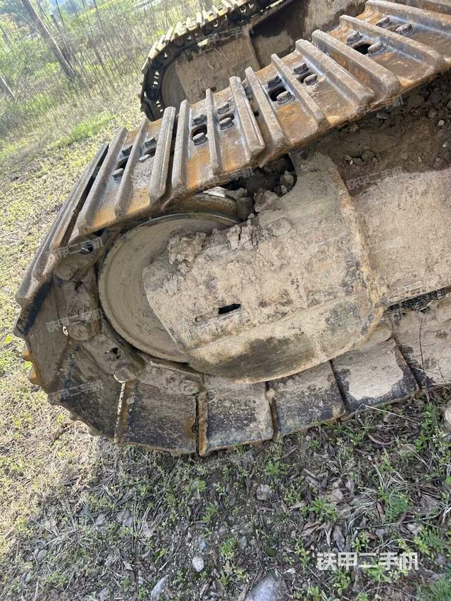 左驅(qū)動(dòng)輪（行走機(jī)構(gòu)）